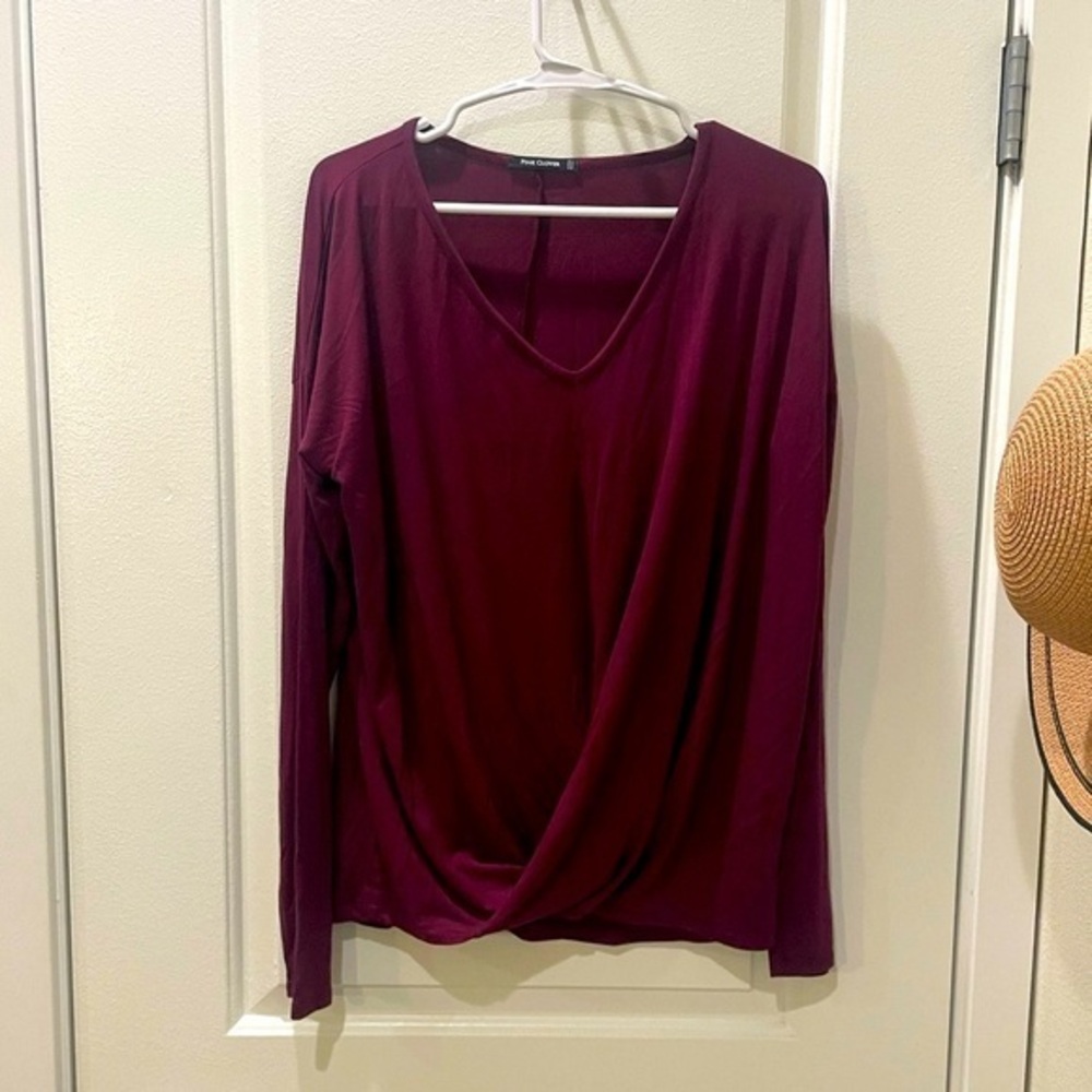 NEW…Pink Clover Top Knot Front Long Sleeve Top